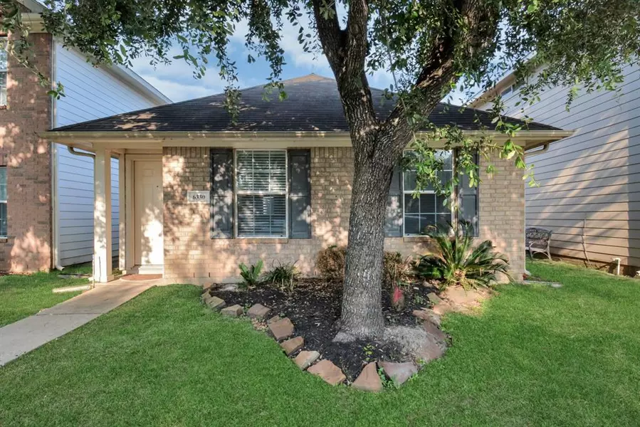 6330 Mountain Pines LN, Katy, TX 77449