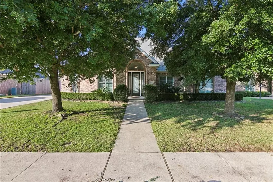 6350 Ellington LN, Beaumont, TX 77706