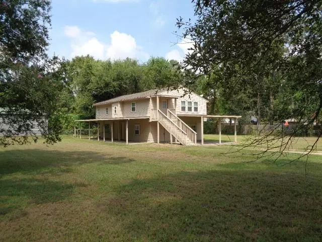 600 Bullfrog LN, Conroe, TX 77384