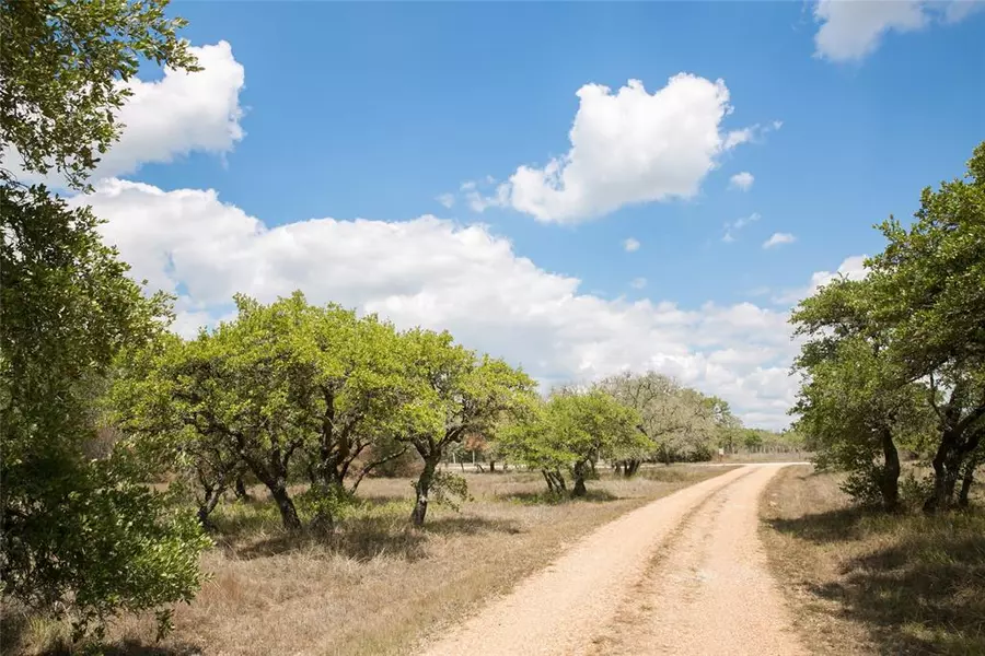 3685 Nixon Lake RD, Carmine, TX 78932