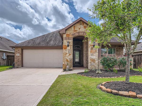 3518 Bay DR, Iowa Colony, TX 77583