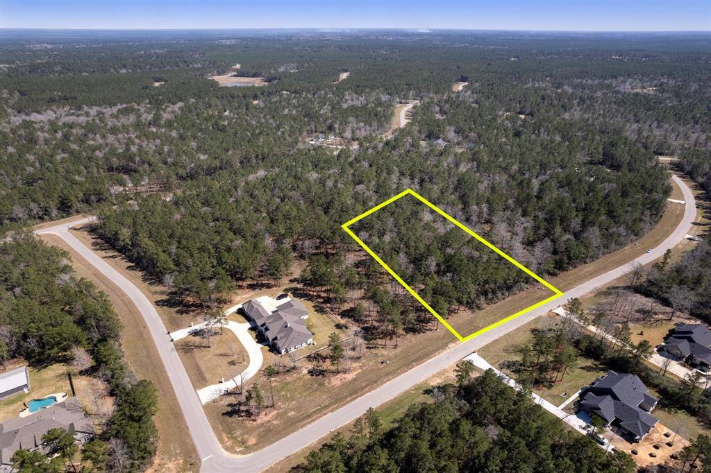Willis, TX 77378,15682 Forest Knoll RD