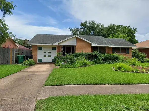 10007 Kittrell ST, Houston, TX 77034