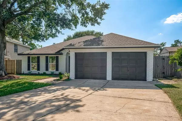 Houston, TX 77095,17523 Saxon DR