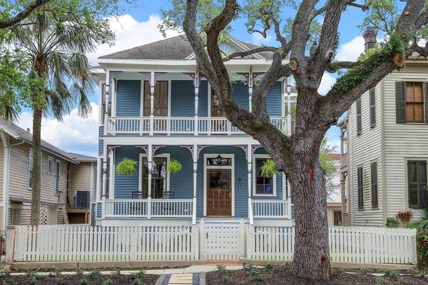 1717 Avenue K, Galveston, TX 77550