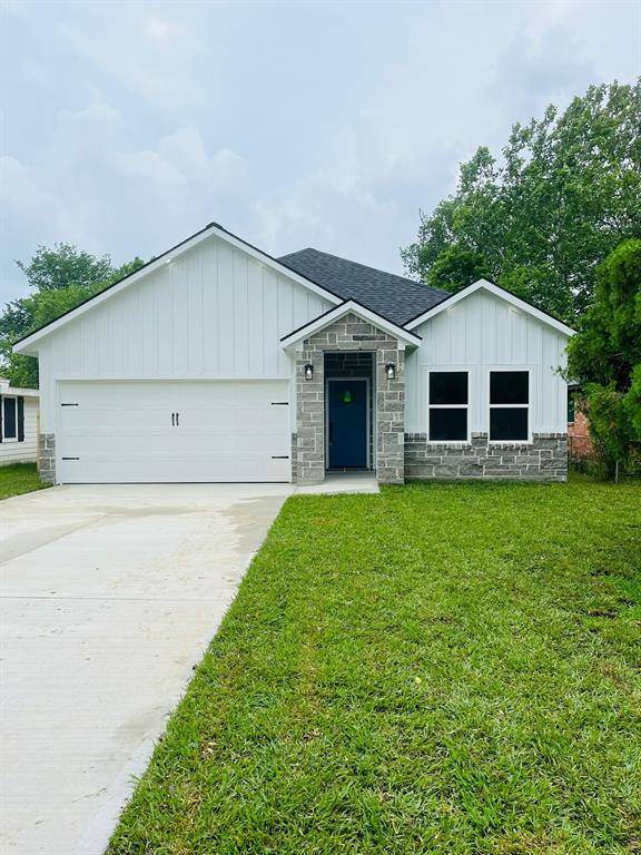 310 S Carroll ST, La Porte, TX 77571