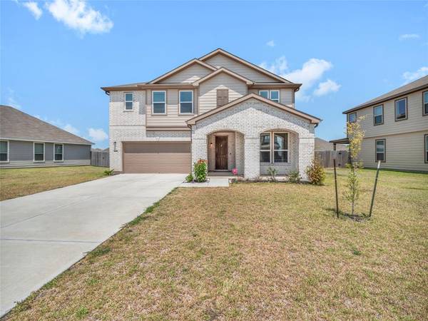 1015 Valley Crest LN, La Marque, TX 77568