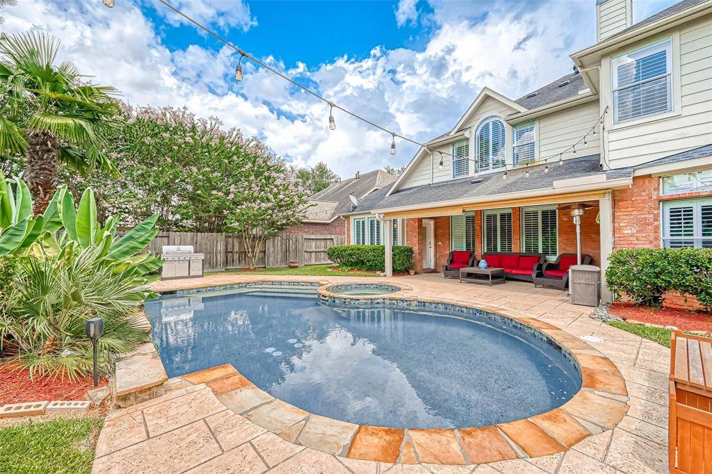5428 Cranston CT, Sugar Land, TX 77479