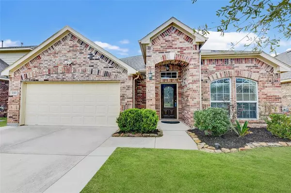 13607 Spectacled Bear LN, Crosby, TX 77532