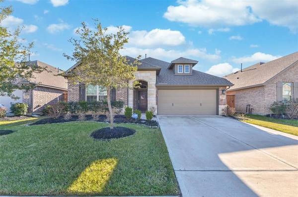 18207 County Shores LN, Cypress, TX 77433