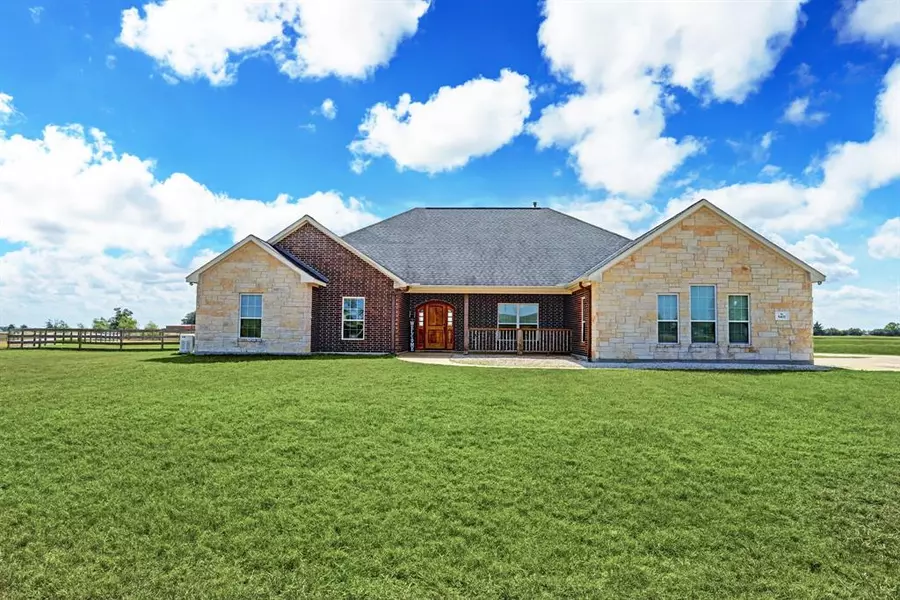 5402 Settlement DR, Sealy, TX 77474