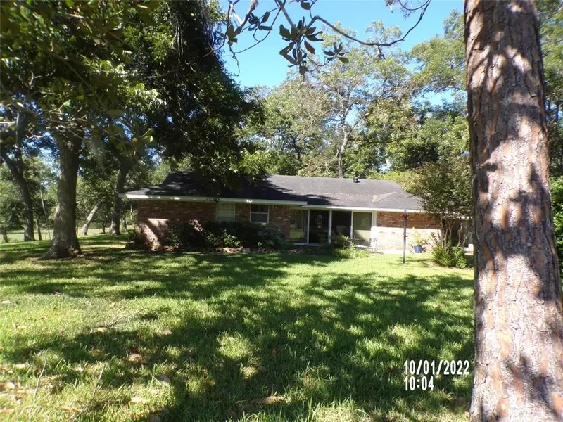 5830 Fm 723 RD, Richmond, TX 77406