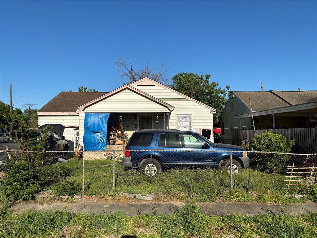 1103 Hoffman ST, Houston, TX 77020