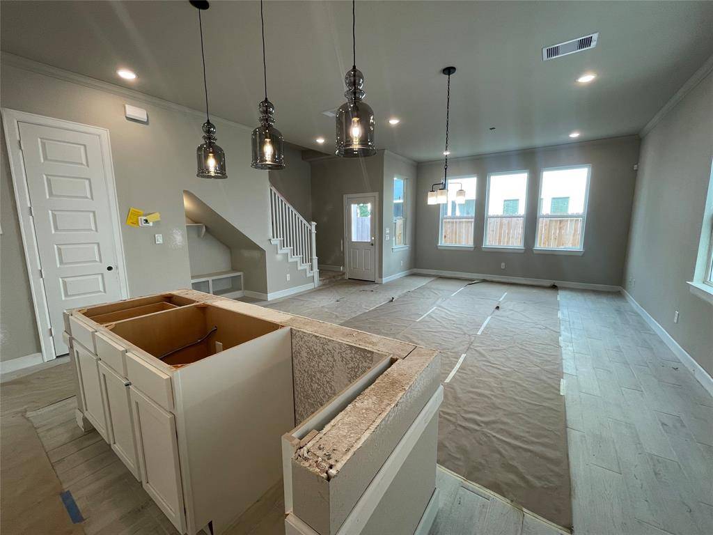 Houston, TX 77091,5614 Iris Harvest DR