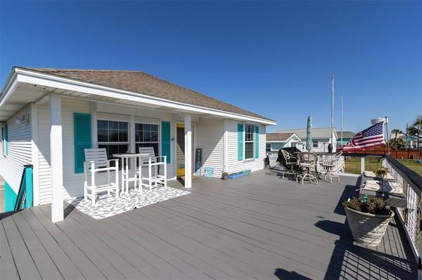 16719 Captain Hook, Jamaica Beach, TX 77554