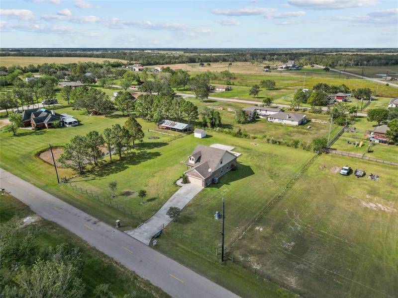 6339 Lewis LN, Rosharon, TX 77583