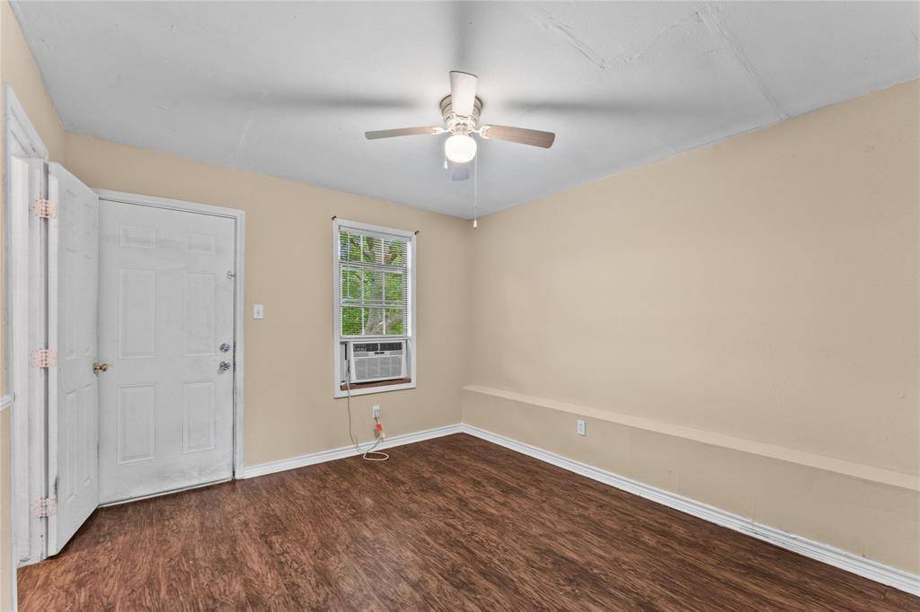 Texas City, TX 77590,422 2nd AVE N