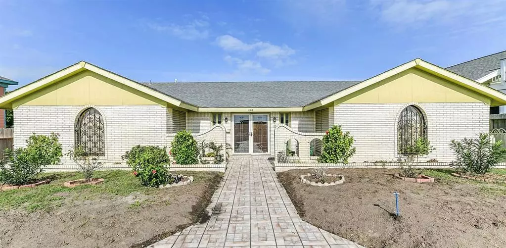 1112 Avenue M 1/2, Galveston, TX 77550