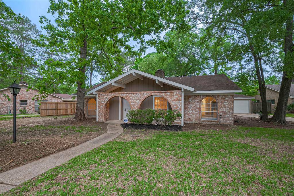 3214 Three Pines DR, Houston, TX 77339