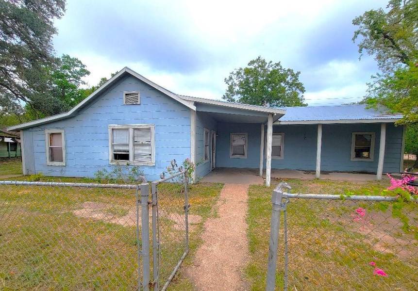 502 Center ST, Alleyton, TX 78935