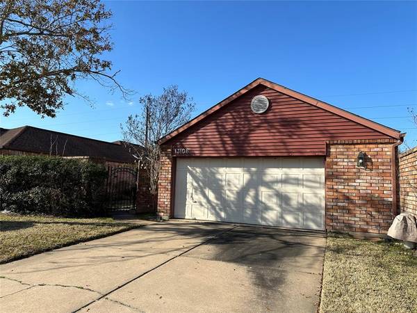 13106 Worthington ST, Sugar Land, TX 77478