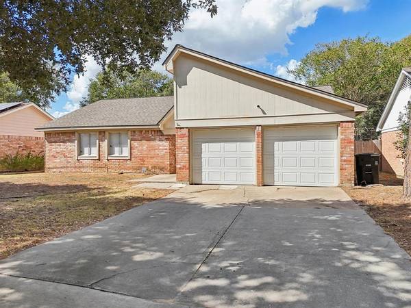 8206 Willow Forest DR, Tomball, TX 77375