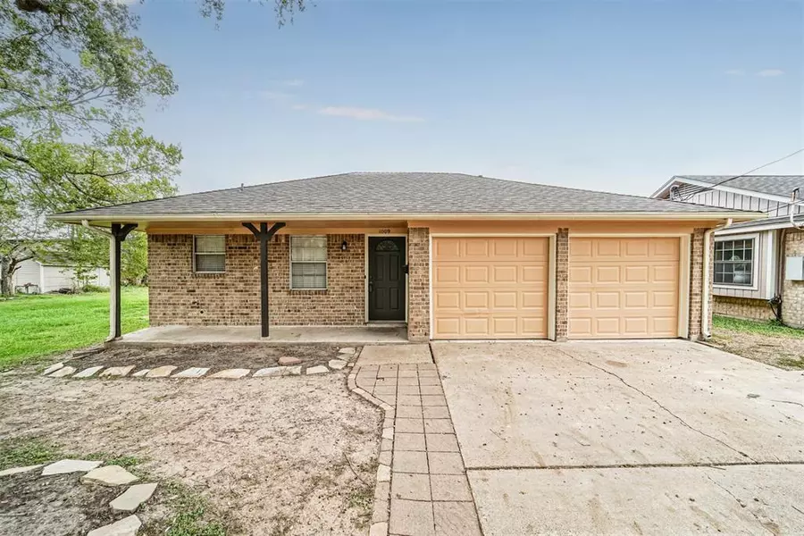 1009 Elm ST, Deer Park, TX 77536