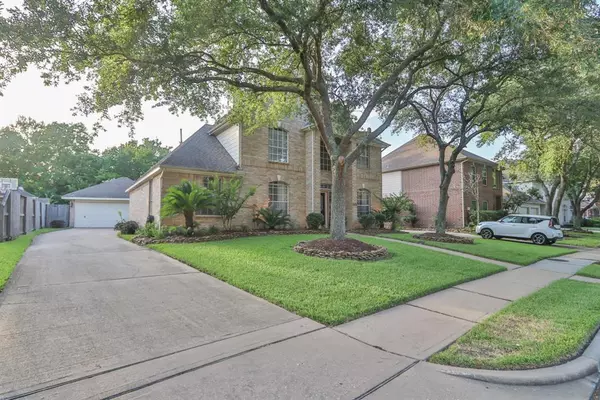 Houston, TX 77059,13422 Scenic Glade DR