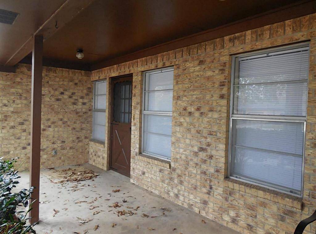 150 Page AVE, Shepherd, TX 77371