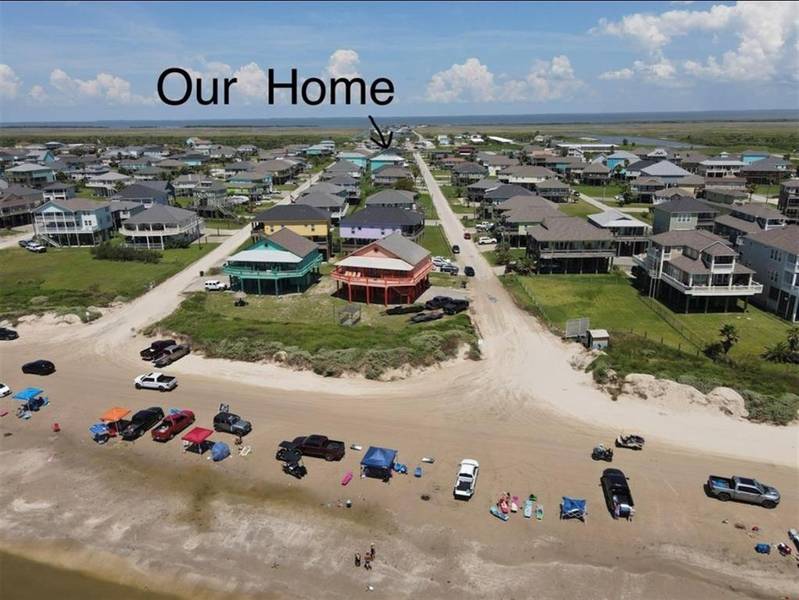 1001 S Stingaree DR, Crystal Beach, TX 77650