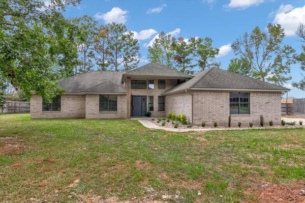 15 Lamplighter ST, Lumberton, TX 77657