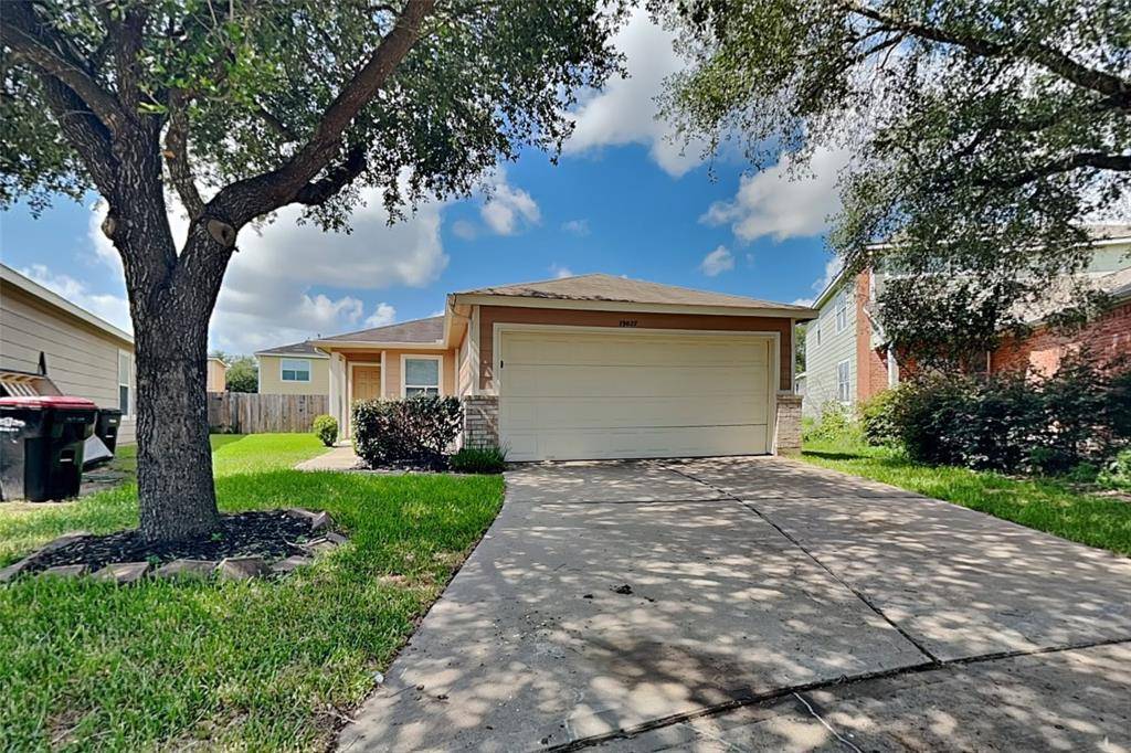 19027 Yaupon Pass DR, Cypress, TX 77433