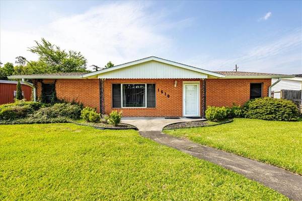 1510 Carter, Orange, TX 77630