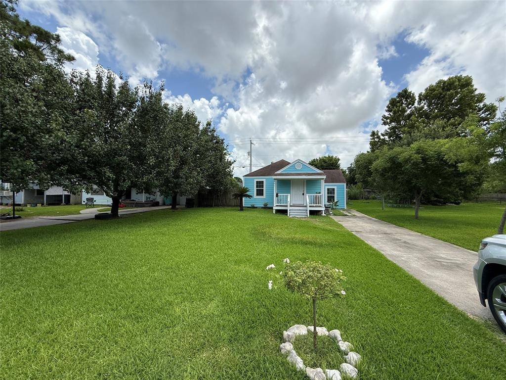 501 19th AVE N, Texas City, TX 77590