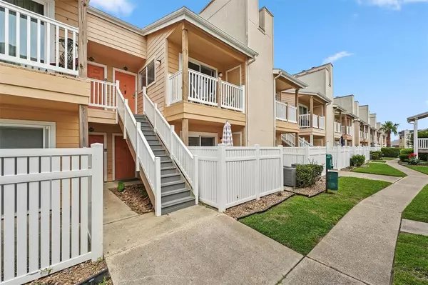 3506 Cove View BLVD #1004, Galveston, TX 77554