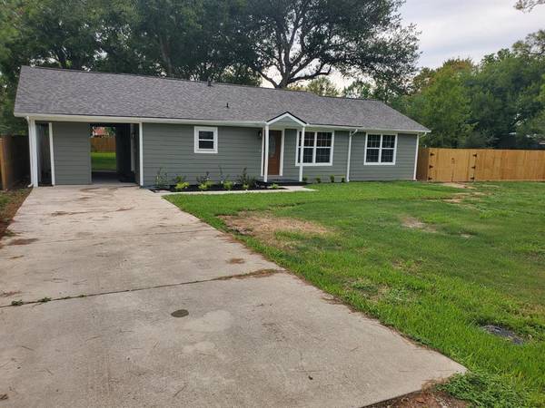 4128 Georgia AVE, Dickinson, TX 77539