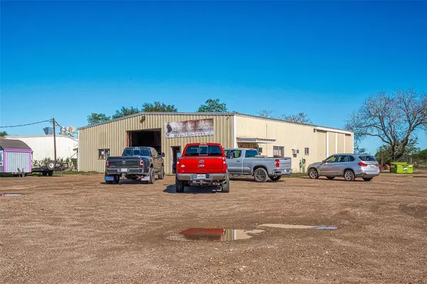 Needville, TX 77461,8231 Main ST