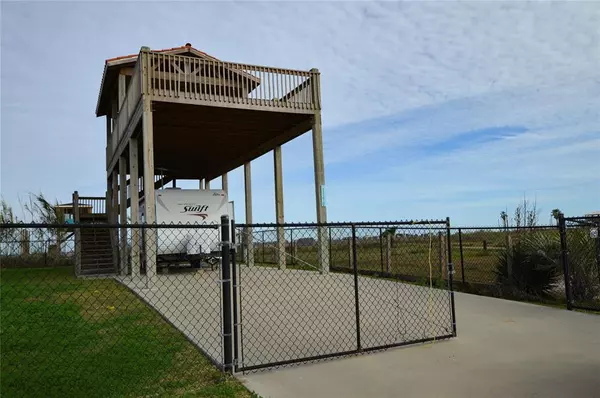 Gilchrist, TX 77617,1150 Yacht Basin