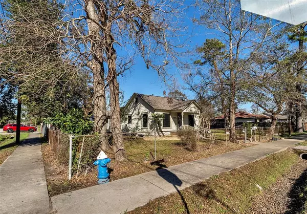 Houston, TX 77022,713 Firnat ST