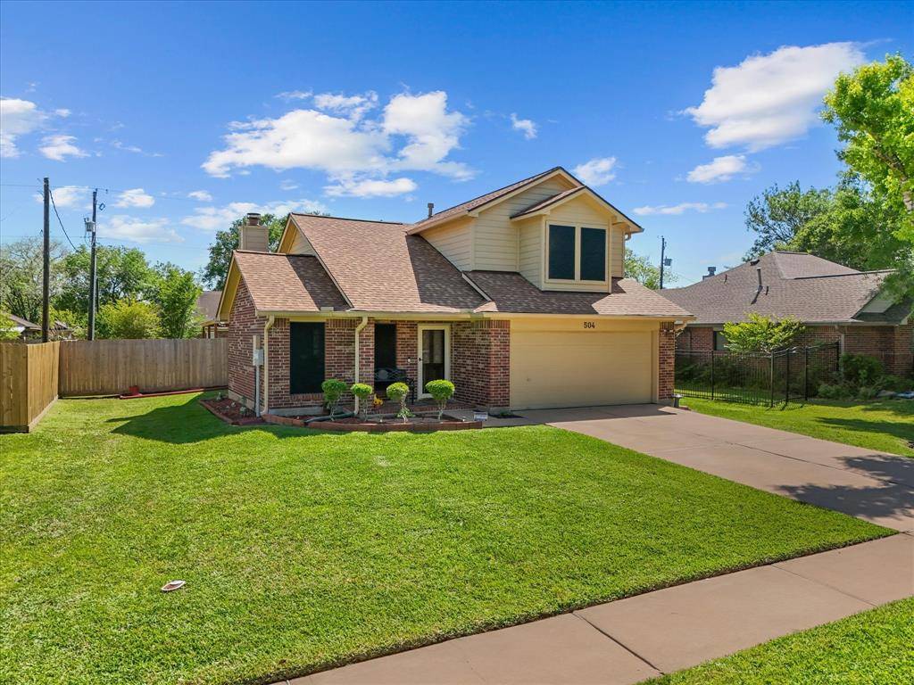 Dickinson, TX 77539,504 W Quail CIR