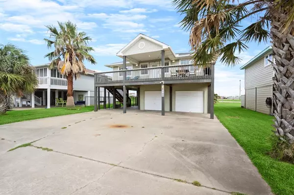 Crystal Beach, TX 77650,2709 Foster DR