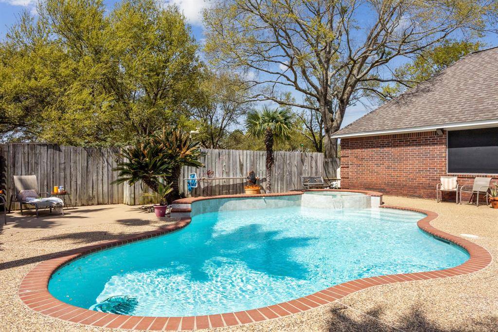 Waller, TX 77484,17207 Penick RD