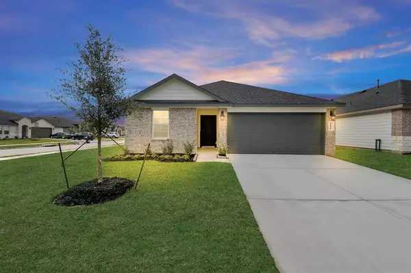 1126 Fringed Bluestar DR, Rosharon, TX 77583