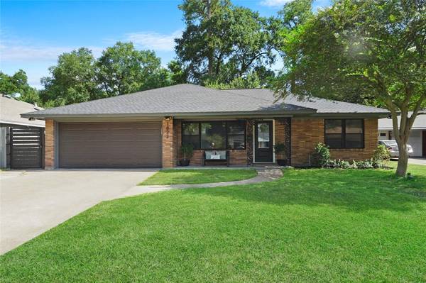 1822 Latexo DR, Houston, TX 77018