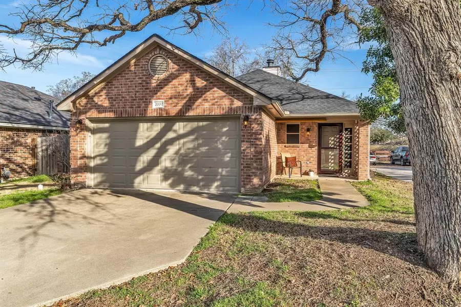 2000 Wilderland CIR, Bryan, TX 77807