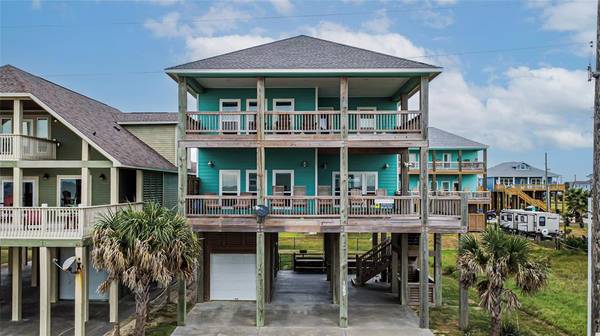 1969 Avenue J, Crystal Beach, TX 77650