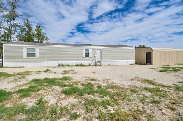 547 Road 5604, Cleveland, TX 77327