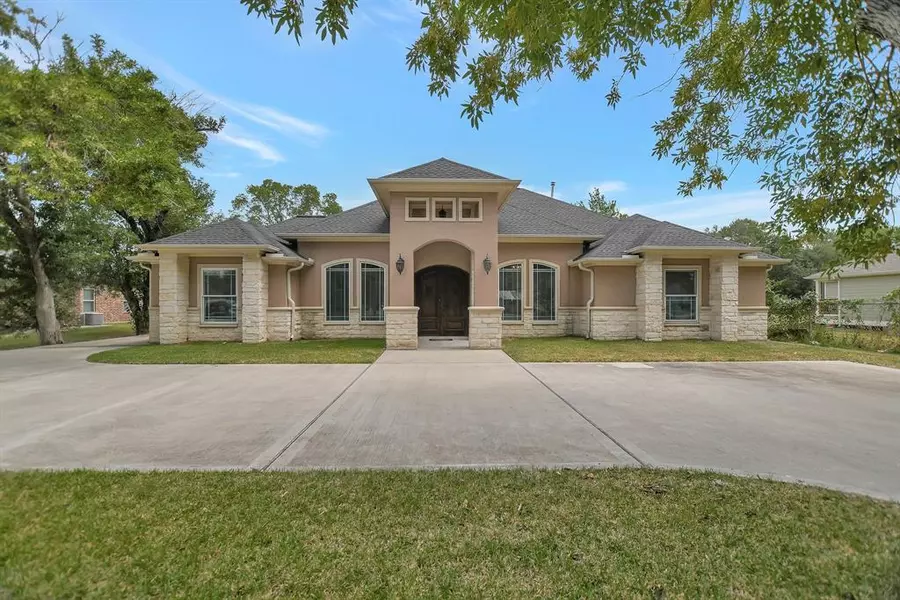 8223 Jet Pilot ST, Houston, TX 77075