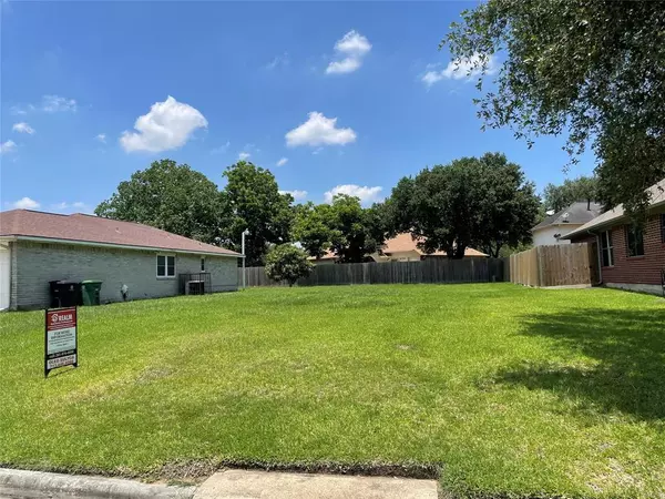 0 W Sterlingshire, Houston, TX 77078