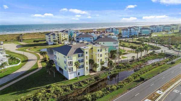 4111 Pointe West DR #102, Galveston, TX 77554